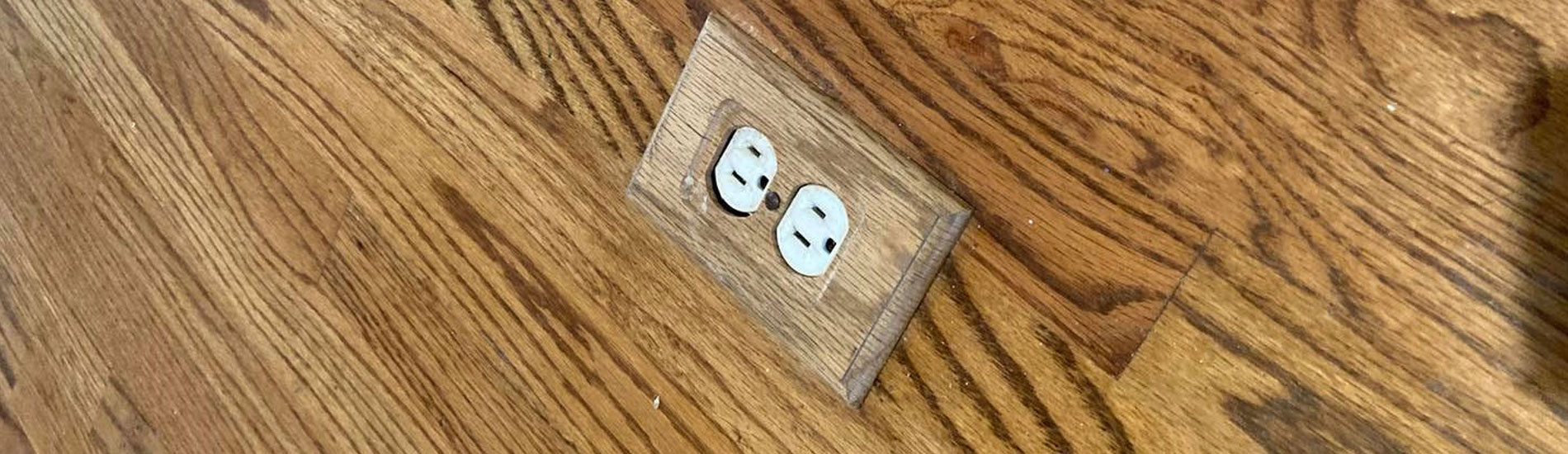 Outlet in floor